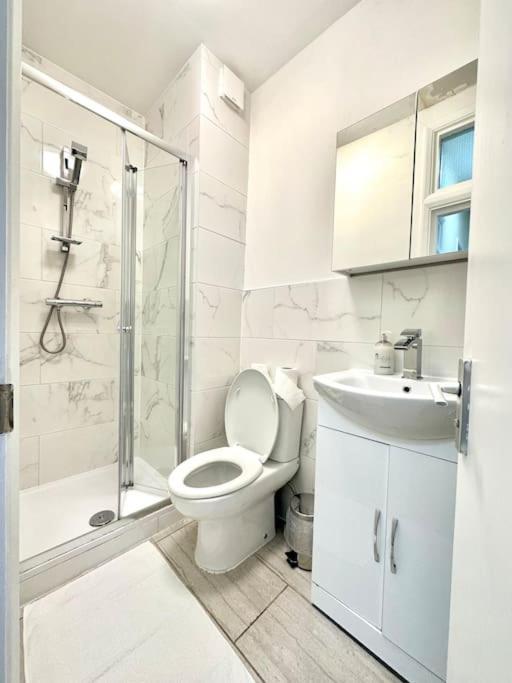 The Euston Guest House -60 ลอนดอน ภายนอก รูปภาพ
